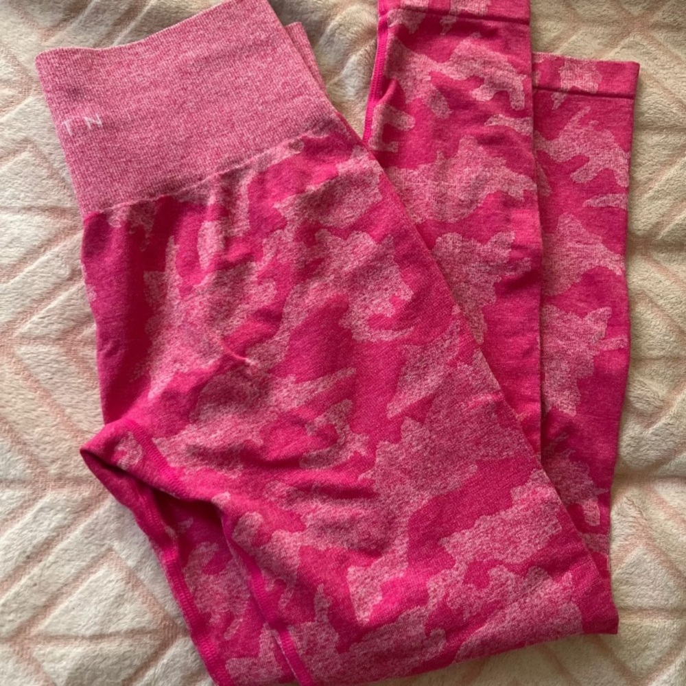 Nvgtn camo leggings